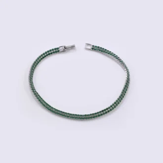 צמיד טניס כסף מעוטר באבן ירוקה, מתאים לסיטונאות תכשיטי כסף.