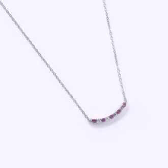 שרשרת כסף עדינה עם אבנים סגולות, מושלמת לתכשיטים בסיטונאות.